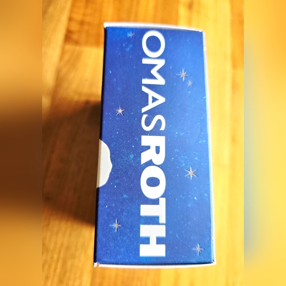 NEW! Peter Thomas Roth Day & Night Moisture Must-Haves Set - Picture 4 of 5